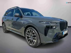 Cinzento Novo 2025 BMW X7 Comfort Edition SUV | € 140.600