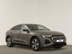 Cinzento Usado 2024 Audi Q8 Sportback e-tron S-Line SUV | € 71.990