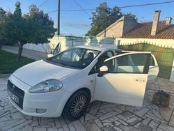 Usado 2006 Fiat Grande Punto Citadino | € 2.800 (Bom preço)