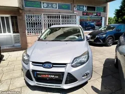 Cinza Usado 2011 Ford Focus Carrinha | € 5.365 (Bom preço)