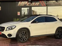 Branco pérola Usado 2017 Mercedes GLA200 AMG line SUV | € 23.990 (Bom preço)