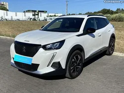 Branco Usado 2023 Peugeot 2008 SUV | € 22.250 (Preço justo)