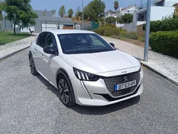 Usado 2020 Peugeot e-208 GT-line Citadino | € 14.990 (Preço justo)