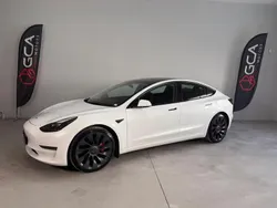 Branco Usado 2022 Tesla Model 3 Sedan | € 32.890 (Bom preço)
