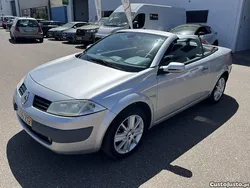 Cinza Usado 2004 Renault Mégane Coupé Coupé | € 4.450