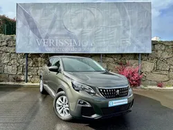 Cinzento Usado 2019 Peugeot 3008 Allure SUV | € 21.950 (Preço justo)