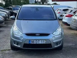 Cinza Usado 2007 Ford S-MAX Titanium Monovolume | € 7.900 (Caro)