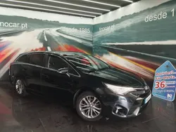 Cinzento Usado 2016 Toyota Avensis | € 15.699