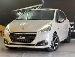 Branco Usado 2019 Peugeot 208 Citadino | € 13.990 (Preço justo)
