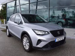 Cinzento Usado 2023 Seat Arona Style SUV | € 18.400 (Preço justo)