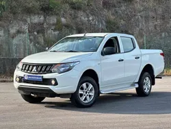 Branco Usado 2019 Mitsubishi L200 Invite Pickup | € 26.990 (Preço elevado)
