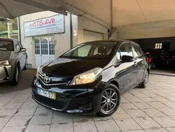 Preto Usado 2014 Toyota Yaris Citadino | € 12.450 (Preço justo)