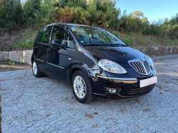Outra Usado 2010 Lancia Musa Monovolume | € 4.750