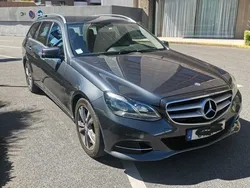 Cinzento Usado 2016 Mercedes E220 Avantgarde Sedan | € 19.000 (Bom preço)
