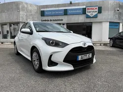 Branco Usado 2021 Toyota Yaris Comfort | € 14.499 (Preço justo)