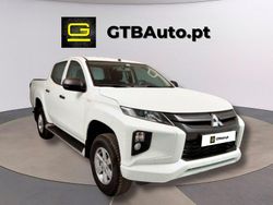 Branco Usado 2023 Mitsubishi Colt Invite SUV | € 34.900