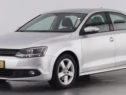 Cinzento Usado 2011 VW Jetta | € 6.900 (Bom preço)