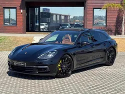 Preto Usado 2019 Porsche Panamera 4 Sedan | € 69.990