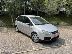 Cinza Usado 2005 Ford C-MAX Ghia Monovolume | € 5.900