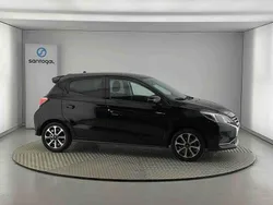 Preto Usado 2024 Mitsubishi Space Star Edition | € 14.600 (Preço justo)