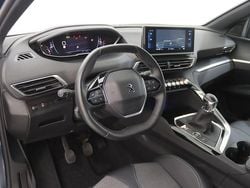 Azul Usado 2024 Peugeot 3008 | € 24.500 (Bom preço)