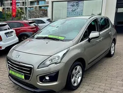 Cinzento Usado 2014 Peugeot 3008 Carrinha | € 14.900
