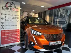 Laranja Usado 2021 Peugeot e-2008 GT-line SUV | € 23.990 (Preço justo)