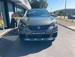 Cinzento Usado 2020 Peugeot 5008 Monovolume | € 18.750 (Preço justo)