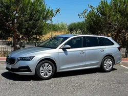 Cinza Usado 2020 Skoda Octavia Ambition Carrinha | € 21.980 (Bom preço)
