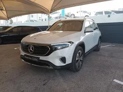 Branco Usado 2023 Mercedes EQB250 Progressive SUV | € 38.250