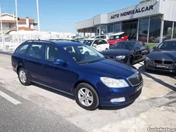 Azul Usado 2010 Skoda Octavia SportLine | € 6.900
