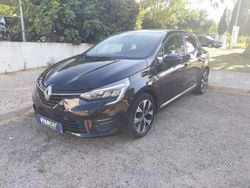 Preto Usado 2023 Renault Clio V Evolution | € 17.750 (Preço justo)