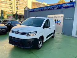 Branco Usado 2020 Citroën Berlingo Feel Monovolume | € 15.500 (Preço elevado)