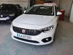 Branco Usado 2020 Fiat Tipo Lounge Citadino | € 11.490 (Bom preço)