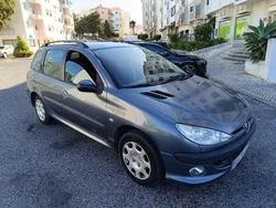 Usado 2006 Peugeot 206 Sedan | € 2.350 (Preço justo)