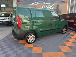 Verde Usado 2020 Fiat Doblò Easy Monovolume | € 8.900 (Preço justo)