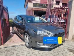 Cinzento Usado 2018 Ford Focus ST-Line Carrinha | € 9.900 (Super Preço)