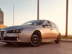 Usado 2008 Alfa Romeo 159 Ti Sedan | € 7.980 (Preço justo)
