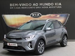 Cinza Usado 2025 Kia Stonic SUV | € 17.950 (Preço justo)