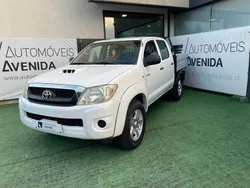 Branco Usado 2011 Toyota HiLux Pickup | € 21.500