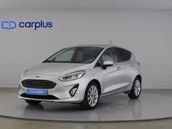 Cinza Usado 2018 Ford Fiesta Titanium Citadino | € 14.500 (Preço justo)