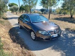Usado 2007 VW Passat Sedan | € 8.550 (Caro)