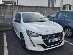 Branco Usado 2023 Peugeot 208 Citadino | € 16.000 (Preço justo)