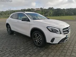 Branco Usado 2018 Mercedes GLA180 AMG SUV | € 27.500 (Preço justo)