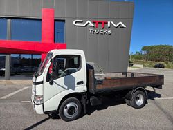 Branco Usado 2011 Toyota Dyna Pickup | € 20.500