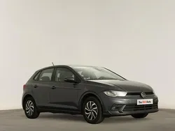 Cinzento Usado 2023 VW Polo Life | € 18.190 (Preço justo)