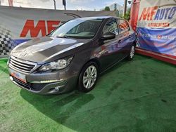 Cinza Usado 2017 Peugeot 308 Active | € 12.900 (Preço justo)