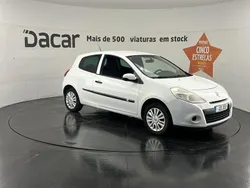 Branco Usado 2010 Renault Clio II Citadino | € 3.250 (Preço justo)