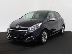 Preto Usado 2019 Peugeot 208 Allure Citadino | € 11.900 (Preço justo)