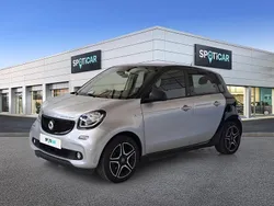 Cinzento Usado 2017 Smart ForFour Electric Drive Passion Sedan | € 10.500 (Preço elevado)